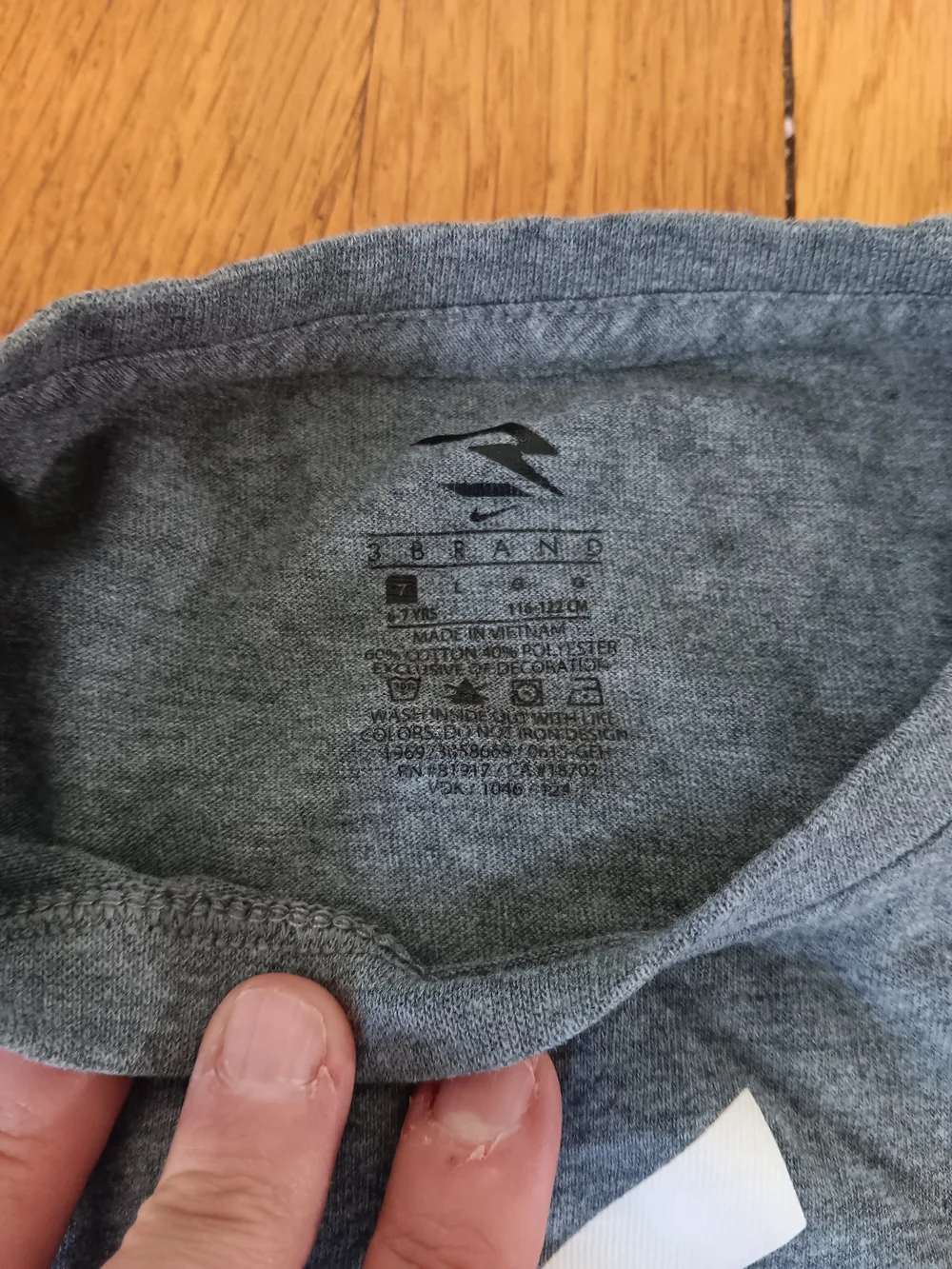 Nike three short